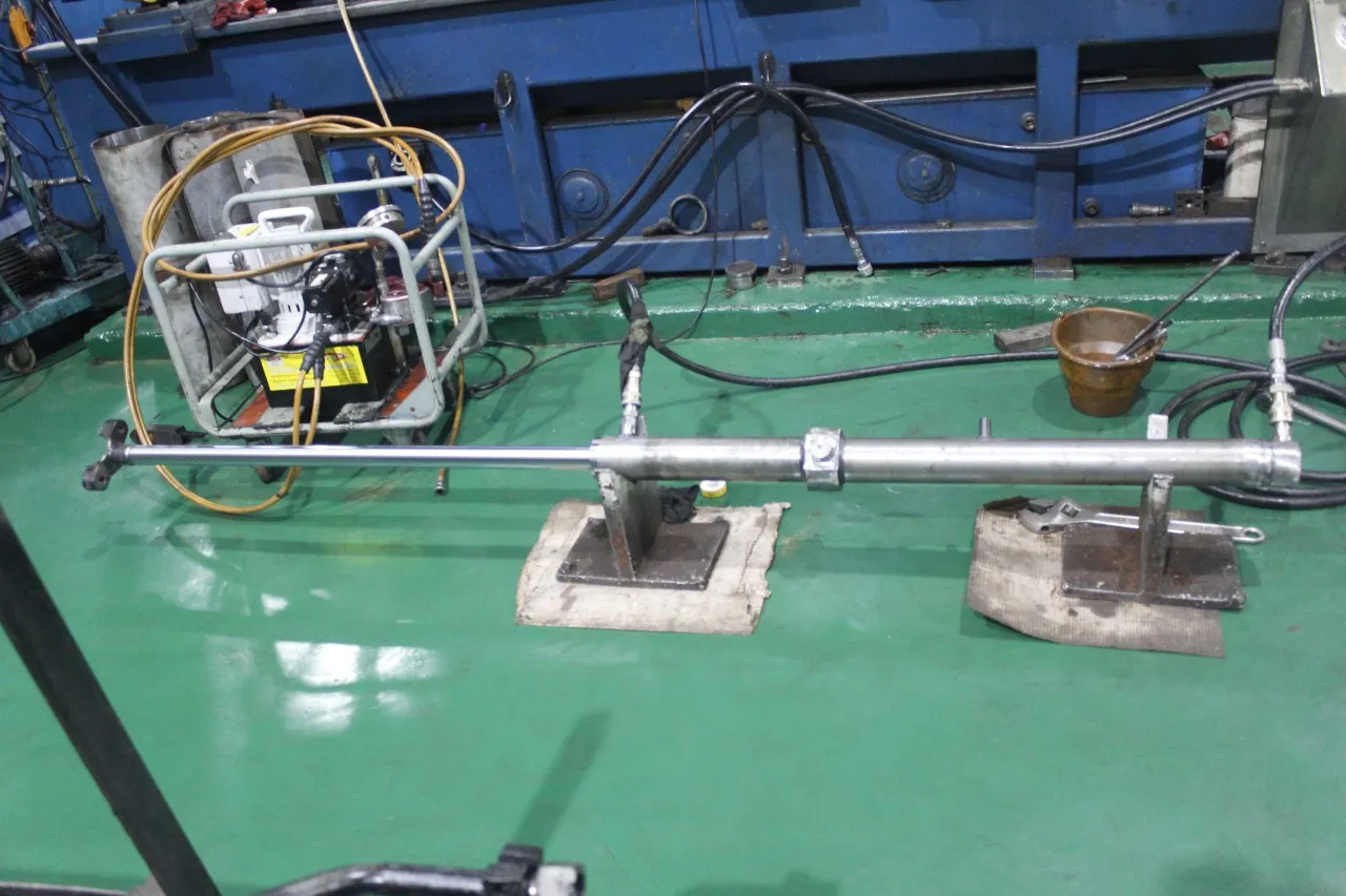 LIFT BLADE CYL GD 511 - Image 2